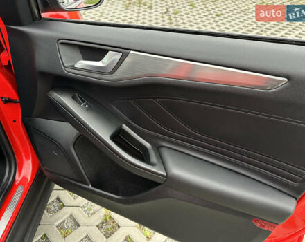 Красный Форд Фокус, объемом двигателя 1.5 л и пробегом 96 тыс. км за 14300 $, фото 39 на Automoto.ua