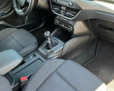 Красный Форд Фокус, объемом двигателя 0 л и пробегом 96 тыс. км за 14700 $, фото 6 на Automoto.ua