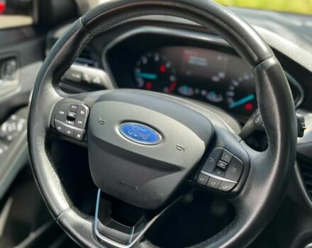 Красный Форд Фокус, объемом двигателя 0 л и пробегом 96 тыс. км за 14700 $, фото 4 на Automoto.ua