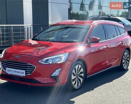 Красный Форд Фокус, объемом двигателя 1 л и пробегом 63 тыс. км за 15500 $, фото 2 на Automoto.ua