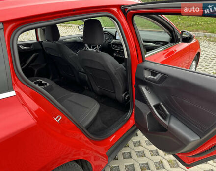 Красный Форд Фокус, объемом двигателя 1.5 л и пробегом 96 тыс. км за 14300 $, фото 40 на Automoto.ua