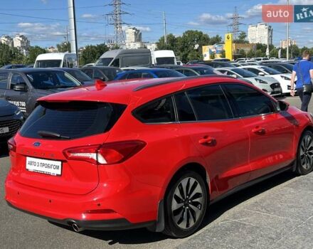 Красный Форд Фокус, объемом двигателя 1 л и пробегом 63 тыс. км за 15500 $, фото 6 на Automoto.ua