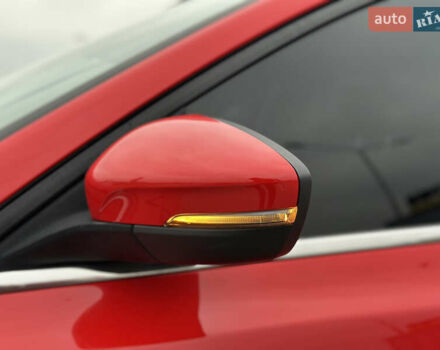 Красный Форд Фокус, объемом двигателя 1.5 л и пробегом 96 тыс. км за 14300 $, фото 9 на Automoto.ua