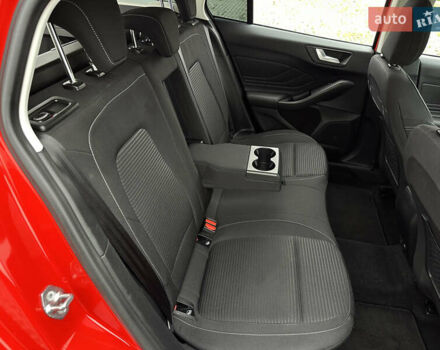 Красный Форд Фокус, объемом двигателя 1.5 л и пробегом 96 тыс. км за 14300 $, фото 41 на Automoto.ua