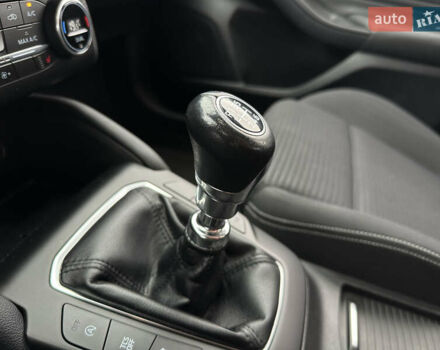 Красный Форд Фокус, объемом двигателя 1.5 л и пробегом 96 тыс. км за 14300 $, фото 33 на Automoto.ua