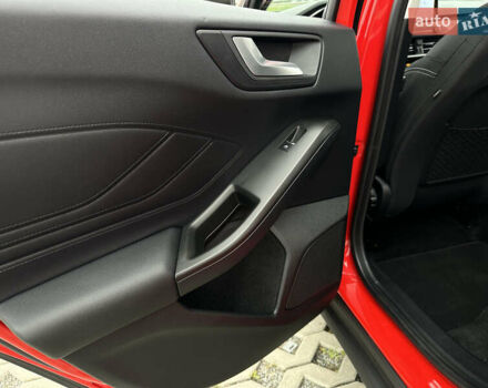 Красный Форд Фокус, объемом двигателя 1.5 л и пробегом 96 тыс. км за 14300 $, фото 17 на Automoto.ua