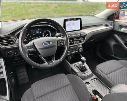 Красный Форд Фокус, объемом двигателя 1.5 л и пробегом 96 тыс. км за 14300 $, фото 14 на Automoto.ua