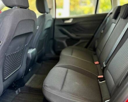 Червоний Форд Фокус, об'ємом двигуна 1.5 л та пробігом 242 тис. км за 11499 $, фото 10 на Automoto.ua