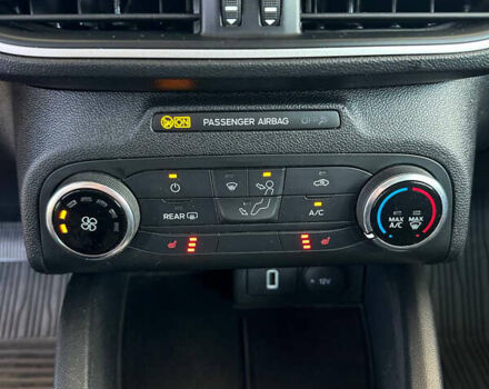 Красный Форд Фокус, объемом двигателя 1.5 л и пробегом 242 тыс. км за 12499 $, фото 31 на Automoto.ua