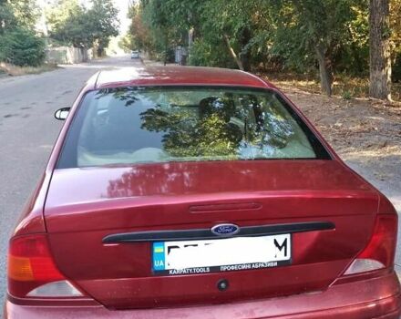 Красный Форд Фокус, объемом двигателя 2 л и пробегом 260 тыс. км за 3100 $, фото 1 на Automoto.ua