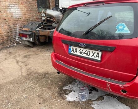 Красный Форд Фокус, объемом двигателя 1.6 л и пробегом 352 тыс. км за 1600 $, фото 1 на Automoto.ua