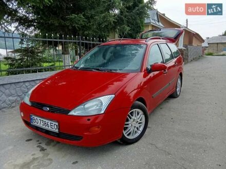 Красный Форд Фокус, объемом двигателя 1.6 л и пробегом 323 тыс. км за 2850 $, фото 1 на Automoto.ua
