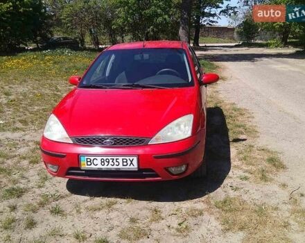 Красный Форд Фокус, объемом двигателя 1.8 л и пробегом 330 тыс. км за 2900 $, фото 1 на Automoto.ua