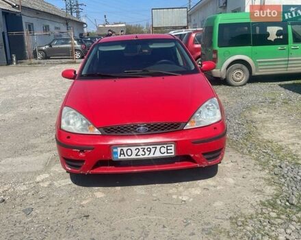 Красный Форд Фокус, объемом двигателя 1.6 л и пробегом 367 тыс. км за 1600 $, фото 1 на Automoto.ua