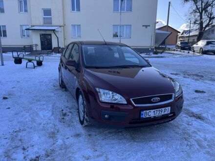 Червоний Форд Фокус, об'ємом двигуна 2 л та пробігом 252 тис. км за 4300 $, фото 1 на Automoto.ua