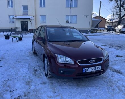 Червоний Форд Фокус, об'ємом двигуна 2 л та пробігом 252 тис. км за 4300 $, фото 1 на Automoto.ua