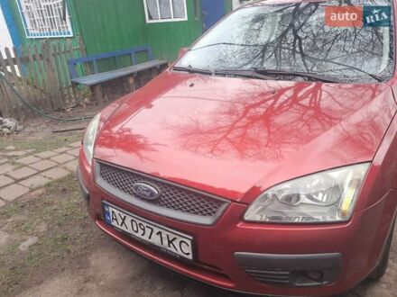 Форд Фокус 2006 в Коломаке на Automoto.ua Красный Форд Фокус, объемом двигателя 1.6 л и пробегом 145 тыс. км за 4900 $, фото 1 на Automoto.ua
