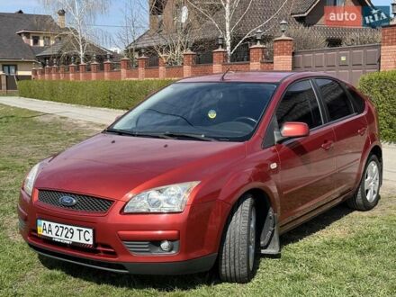 Форд Фокус 2007 в Борисполе на Automoto.ua Красный Форд Фокус, объемом двигателя 1.6 л и пробегом 118 тыс. км за 5600 $, фото 1 на Automoto.ua