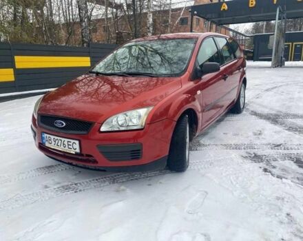 Червоний Форд Фокус, об'ємом двигуна 1.4 л та пробігом 250 тис. км за 3650 $, фото 1 на Automoto.ua