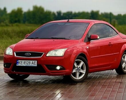 Красный Форд Фокус, объемом двигателя 1.6 л и пробегом 275 тыс. км за 3750 $, фото 1 на Automoto.ua