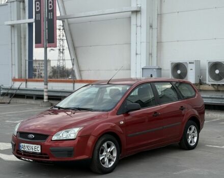 Червоний Форд Фокус, об'ємом двигуна 1.4 л та пробігом 261 тис. км за 3500 $, фото 1 на Automoto.ua