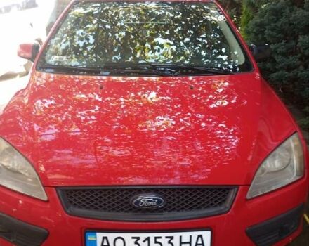 Красный Форд Фокус, объемом двигателя 1.39 л и пробегом 212 тыс. км за 3200 $, фото 1 на Automoto.ua