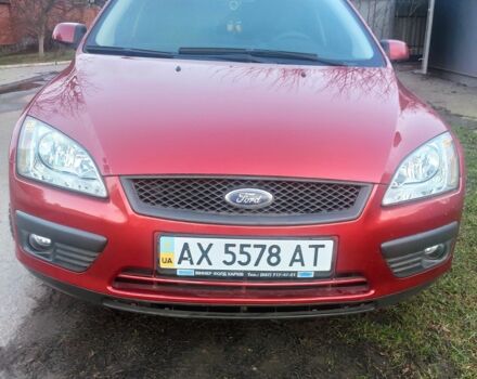 Красный Форд Фокус, объемом двигателя 1.6 л и пробегом 74 тыс. км за 6800 $, фото 1 на Automoto.ua
