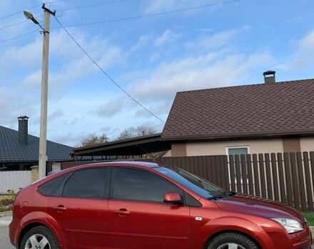 Червоний Форд Фокус, об'ємом двигуна 1.6 л та пробігом 167 тис. км за 4850 $, фото 1 на Automoto.ua