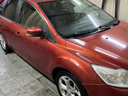 Красный Форд Фокус, объемом двигателя 1.6 л и пробегом 225 тыс. км за 6700 $, фото 1 на Automoto.ua