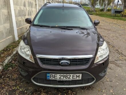 Красный Форд Фокус, объемом двигателя 1.6 л и пробегом 160 тыс. км за 3500 $, фото 1 на Automoto.ua