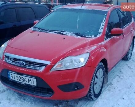 Червоний Форд Фокус, об'ємом двигуна 1.8 л та пробігом 257 тис. км за 4400 $, фото 1 на Automoto.ua