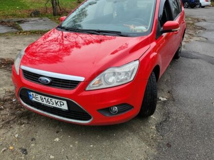 Красный Форд Фокус, объемом двигателя 1.6 л и пробегом 10 тыс. км за 5500 $, фото 1 на Automoto.ua