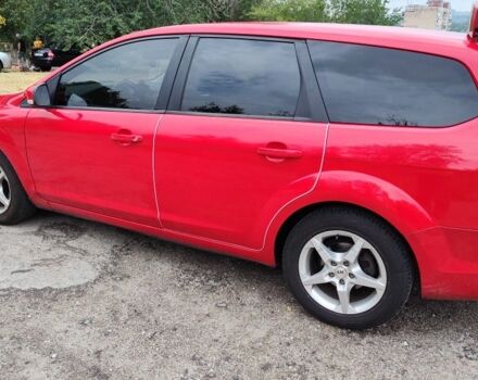 Форд Фокус 2009 в Запорожье на Automoto.ua Красный Форд Фокус, объемом двигателя 1.6 л и пробегом 237 тыс. км за 5700 $, фото 1 на Automoto.ua