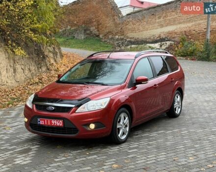 Красный Форд Фокус, объемом двигателя 1.6 л и пробегом 210 тыс. км за 6100 $, фото 1 на Automoto.ua
