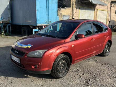 Форд Фокус 2009 в Киеве на Automoto.ua Красный Форд Фокус, объемом двигателя 1.6 л и пробегом 250 тыс. км за 1800 $, фото 1 на Automoto.ua