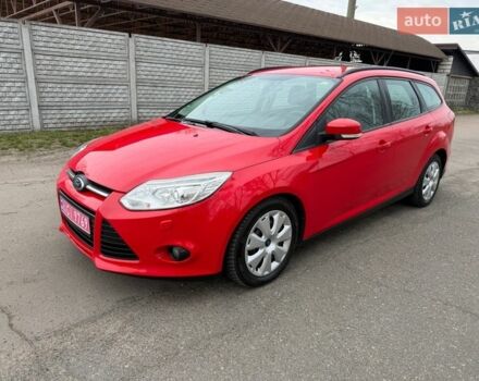 Красный Форд Фокус, объемом двигателя 1.6 л и пробегом 188 тыс. км за 7799 $, фото 1 на Automoto.ua