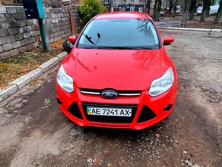 Форд Фокус 2011 в Днепре (Днепропетровске) на Automoto.ua Красный Форд Фокус, объемом двигателя 1.6 л и пробегом 199 тыс. км за 6500 $, фото 1 на Automoto.ua