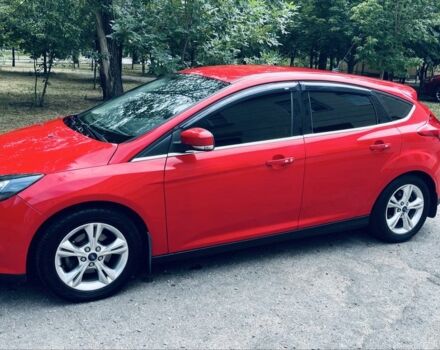 Червоний Форд Фокус, об'ємом двигуна 1.6 л та пробігом 150 тис. км за 8892 $, фото 1 на Automoto.ua