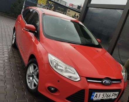 Красный Форд Фокус, объемом двигателя 2 л и пробегом 280 тыс. км за 8300 $, фото 1 на Automoto.ua