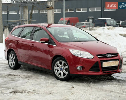 Красный Форд Фокус, объемом двигателя 1.6 л и пробегом 242 тыс. км за 7250 $, фото 1 на Automoto.ua