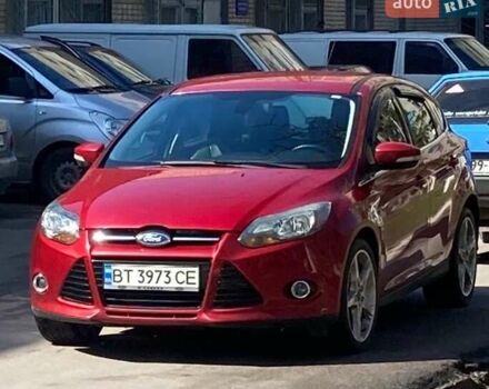 Красный Форд Фокус, объемом двигателя 2 л и пробегом 135 тыс. км за 8100 $, фото 1 на Automoto.ua