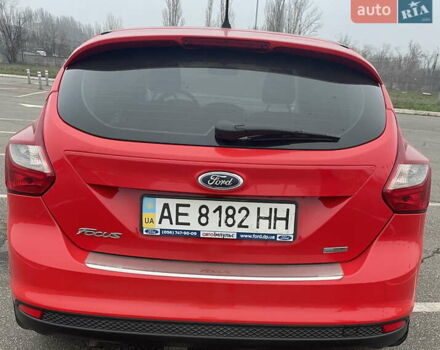 Красный Форд Фокус, объемом двигателя 1.8 л и пробегом 92 тыс. км за 6500 $, фото 1 на Automoto.ua