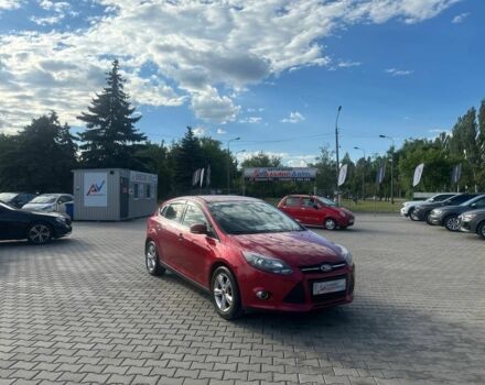 Красный Форд Фокус, объемом двигателя 1 л и пробегом 225 тыс. км за 6100 $, фото 1 на Automoto.ua