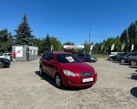 Червоний Форд Фокус, об'ємом двигуна 1 л та пробігом 225 тис. км за 6100 $, фото 1 на Automoto.ua
