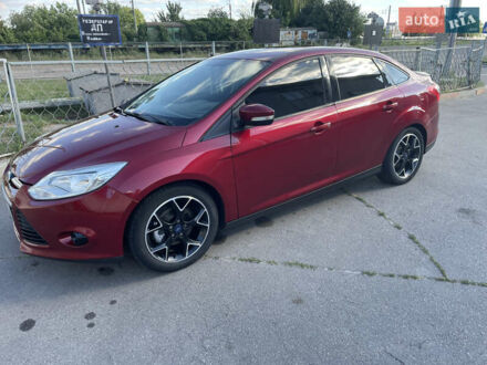 Форд Фокус 2013 в Миргороде на Automoto.ua Красный Форд Фокус, объемом двигателя 2 л и пробегом 132 тыс. км за 7000 $, фото 1 на Automoto.ua