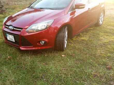 Красный Форд Фокус, объемом двигателя 2 л и пробегом 120 тыс. км за 8000 $, фото 1 на Automoto.ua