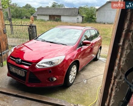 Червоний Форд Фокус, об'ємом двигуна 1.6 л та пробігом 236 тис. км за 8900 $, фото 1 на Automoto.ua