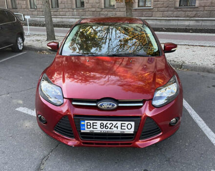 Красный Форд Фокус, объемом двигателя 2 л и пробегом 130 тыс. км за 6800 $, фото 1 на Automoto.ua