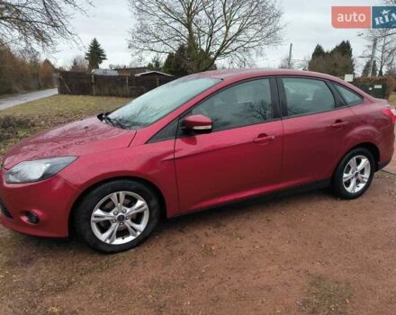 Червоний Форд Фокус, об'ємом двигуна 2 л та пробігом 135 тис. км за 7000 $, фото 1 на Automoto.ua