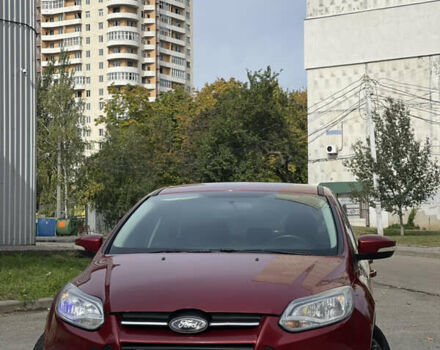 Красный Форд Фокус, объемом двигателя 2 л и пробегом 206 тыс. км за 6500 $, фото 1 на Automoto.ua